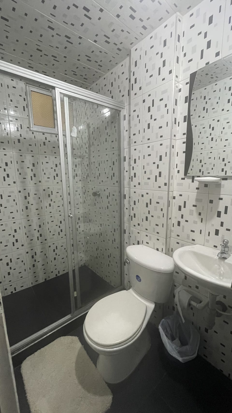 Basic Shared Dormitory | Bathroom