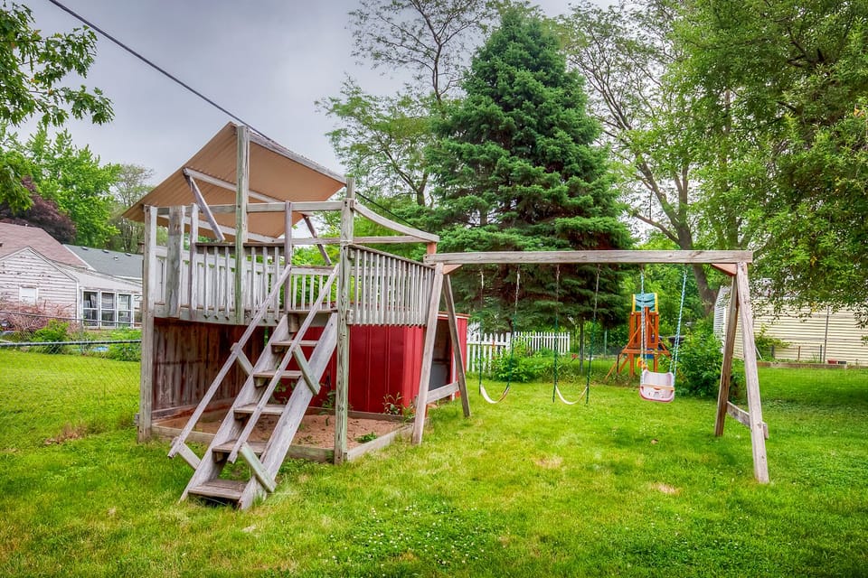 Play equipment for the littles