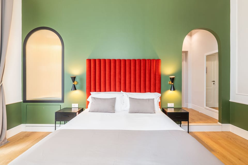 Luxury Double Room | In-room safe, desk, soundproofing, free WiFi