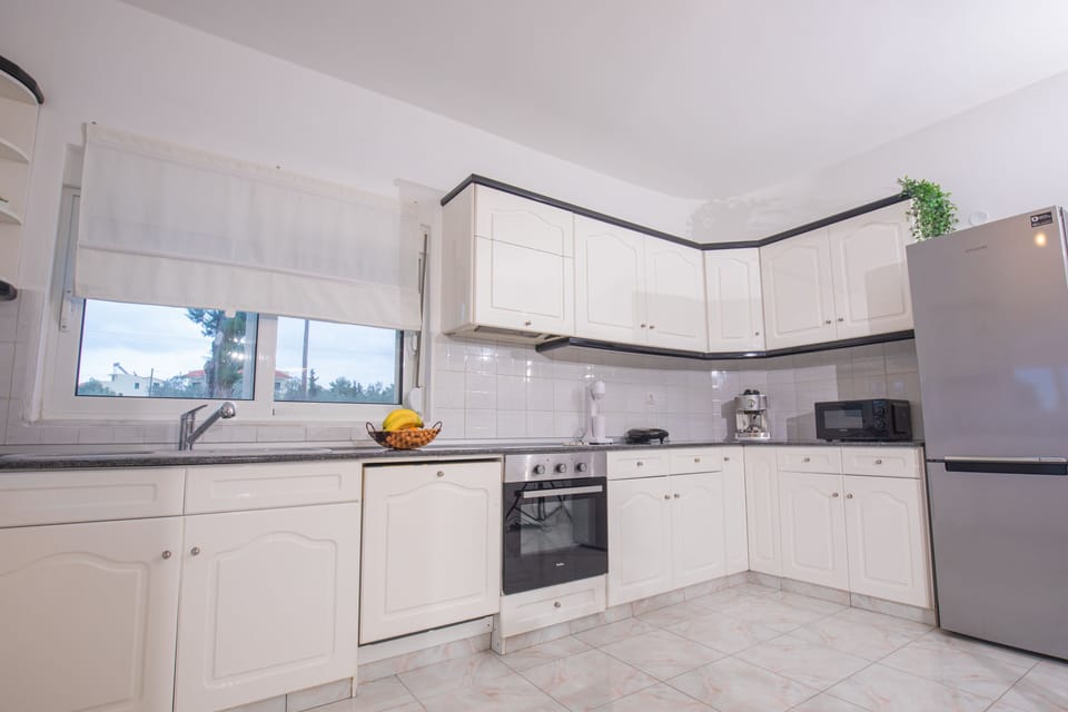 Exclusive Villa, 3 Bedrooms, Private Pool | Private kitchen | Full-size fridge, microwave, oven, stovetop