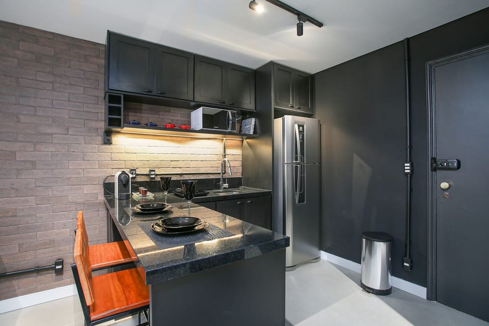 Design Studio | Private kitchen | Fridge, microwave, cookware/dishes/utensils