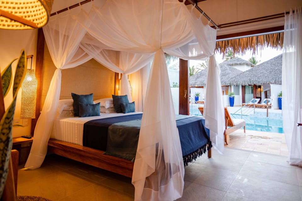 Pool Balcony Suite | 1 bedroom, Egyptian cotton sheets, premium bedding, desk