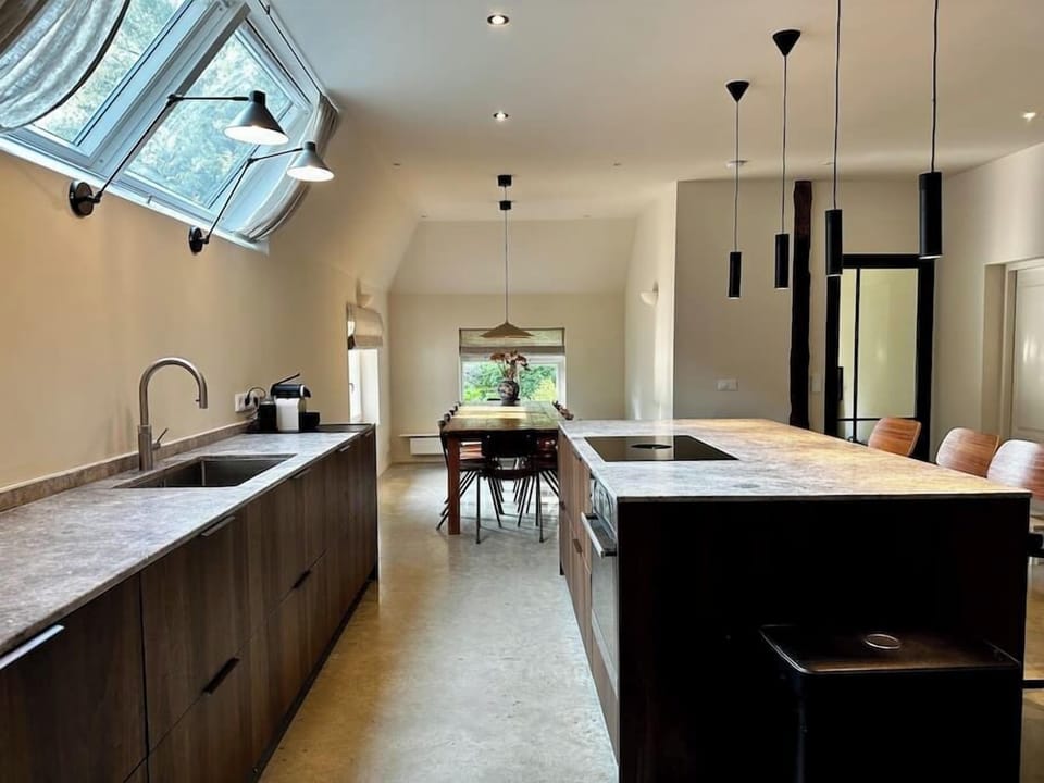 Kitchen (1)