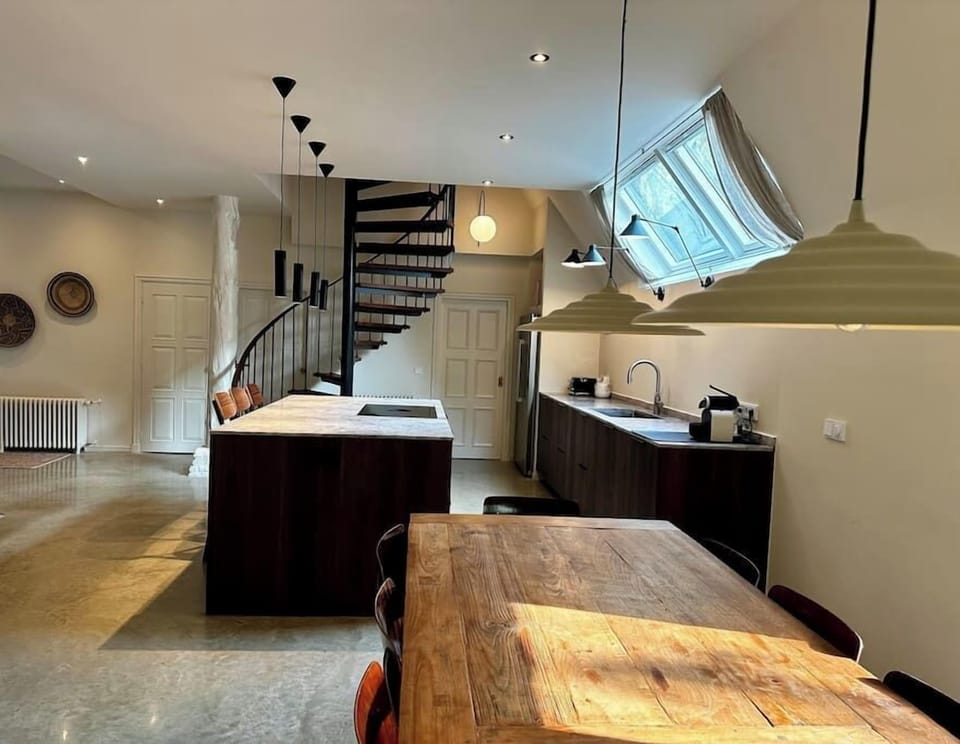 Kitchen (2)