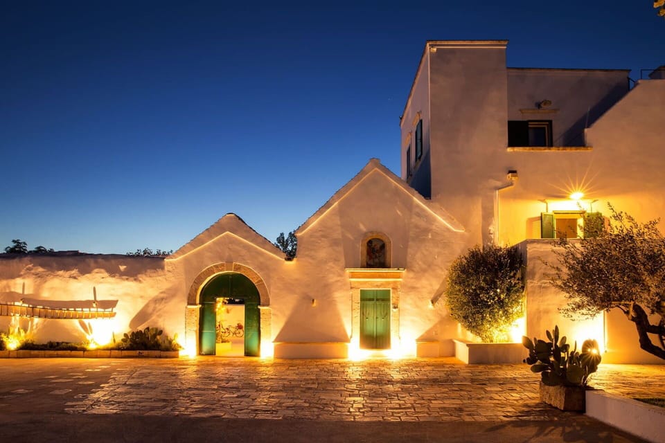 Building Exterior, Facilities, Outdoor, Spring, Summer