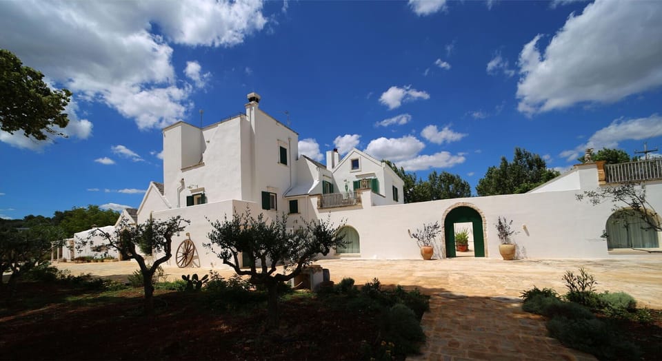 Building Exterior, Facilities, Outdoor, Spring, Summer
