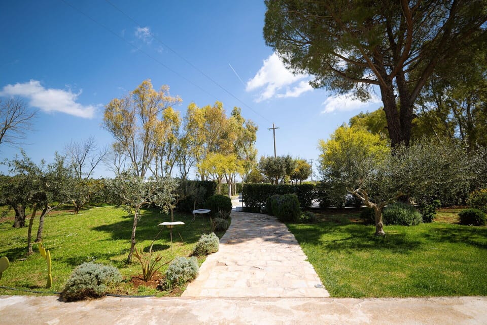 Building Exterior, Facilities, Outdoor, Spring, Summer