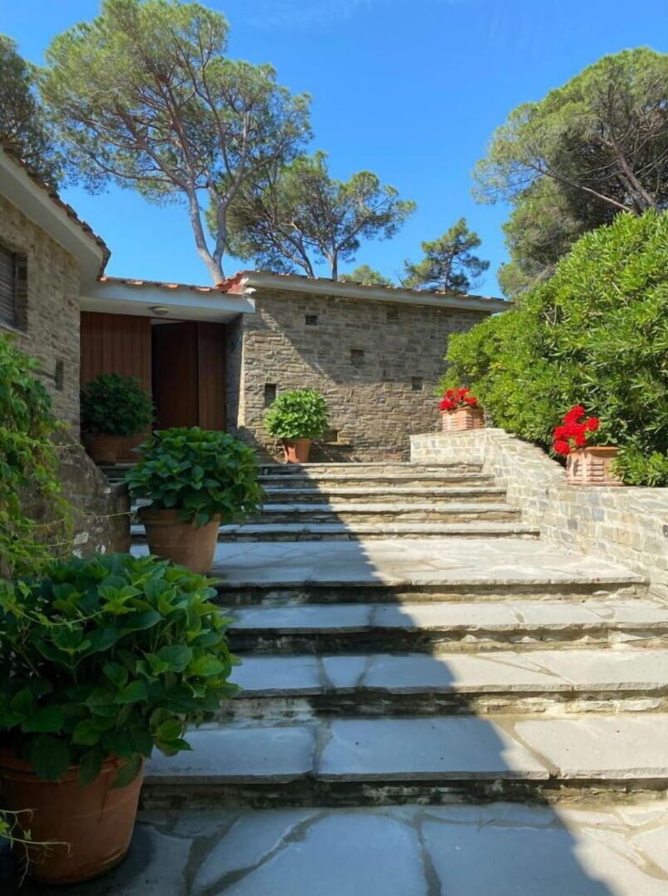 Building Exterior, Garden, Pool, Spring, Summer, Wellness