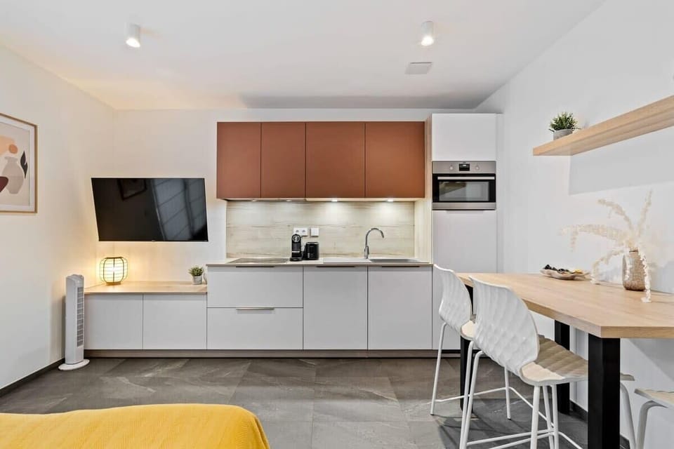 Enjoy the perfect blend of style and practicality in our spacious kitchen and dining area.