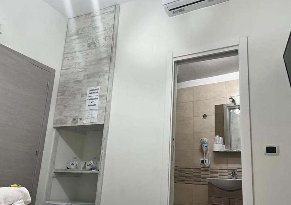 Premium Double Room | In-room safe, desk, blackout drapes, soundproofing
