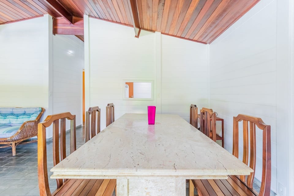 Chalet | Dining
