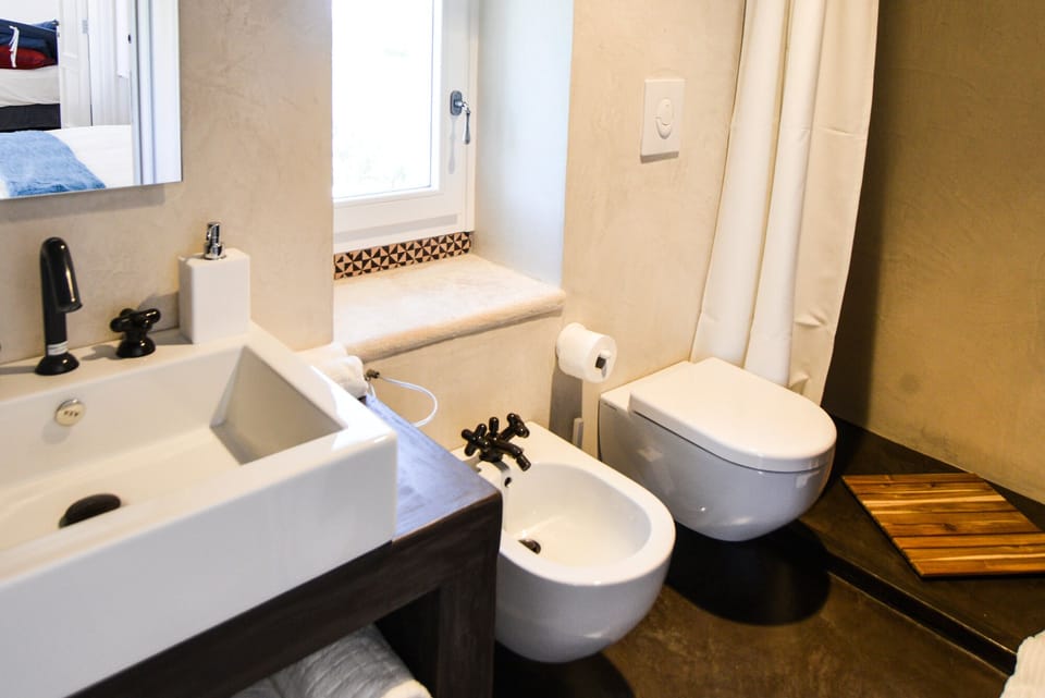 Free toiletries, hair dryer, bathrobes, slippers