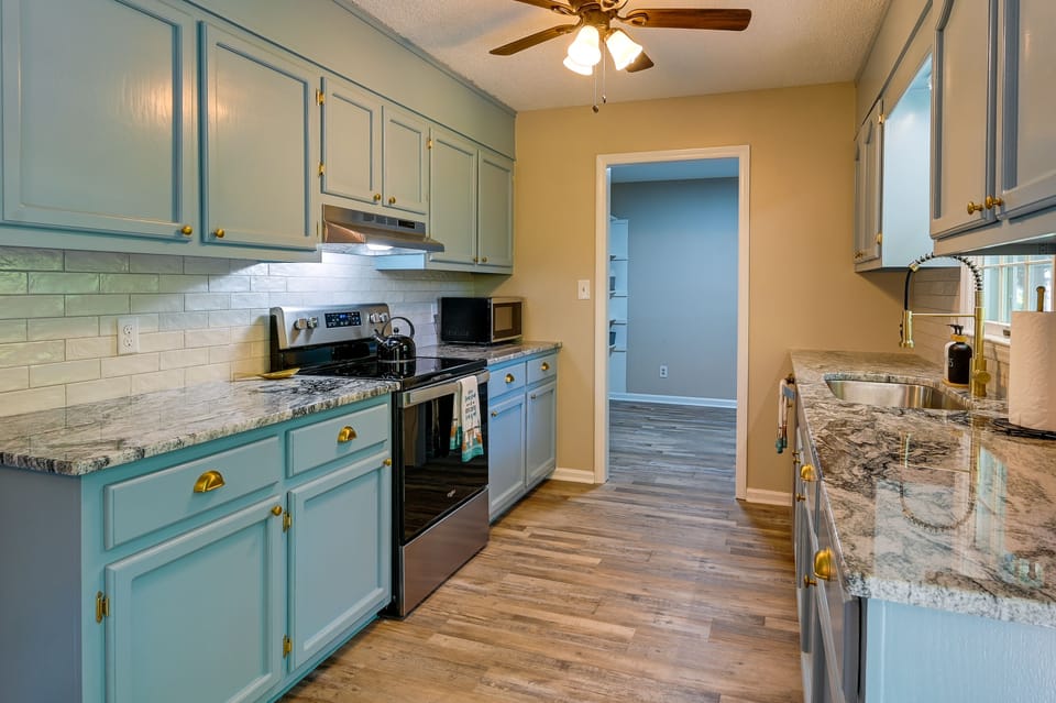 Kitchen | Blender | Coffee Maker | French Press | Toaster | Coffee & Tea