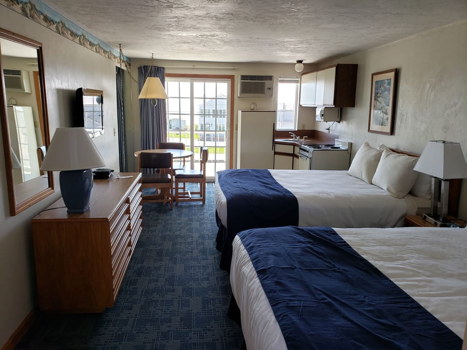 Standard Studio, 2 Queen Beds, Balcony, Partial Sea View | Iron/ironing board, free WiFi