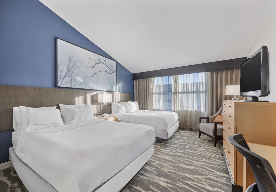 1 bedroom, premium bedding, down comforters, in-room safe