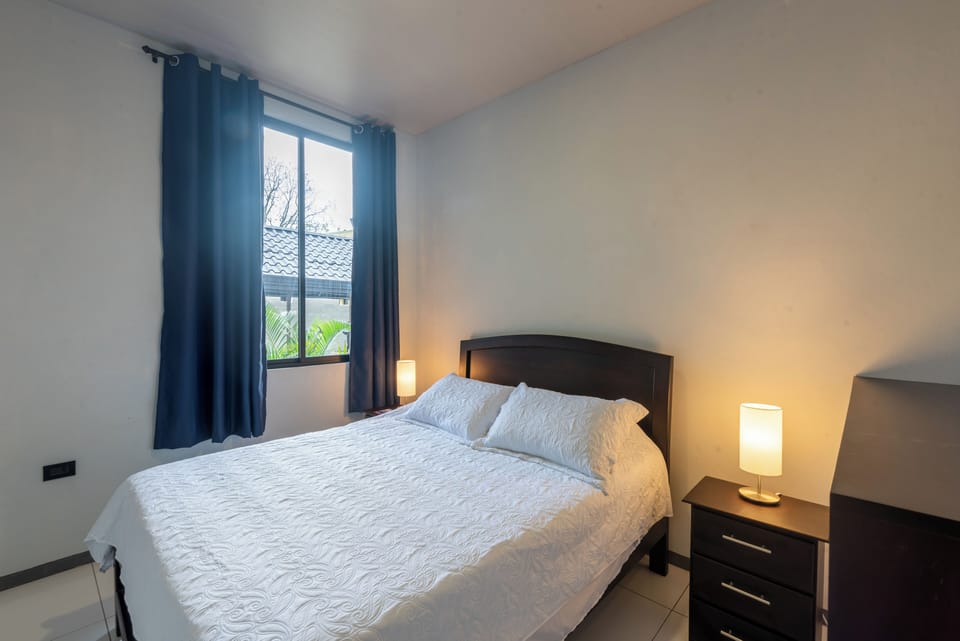 Deluxe Villa, Balcony, Mountain View | Premium bedding, down comforters, Tempur-Pedic beds