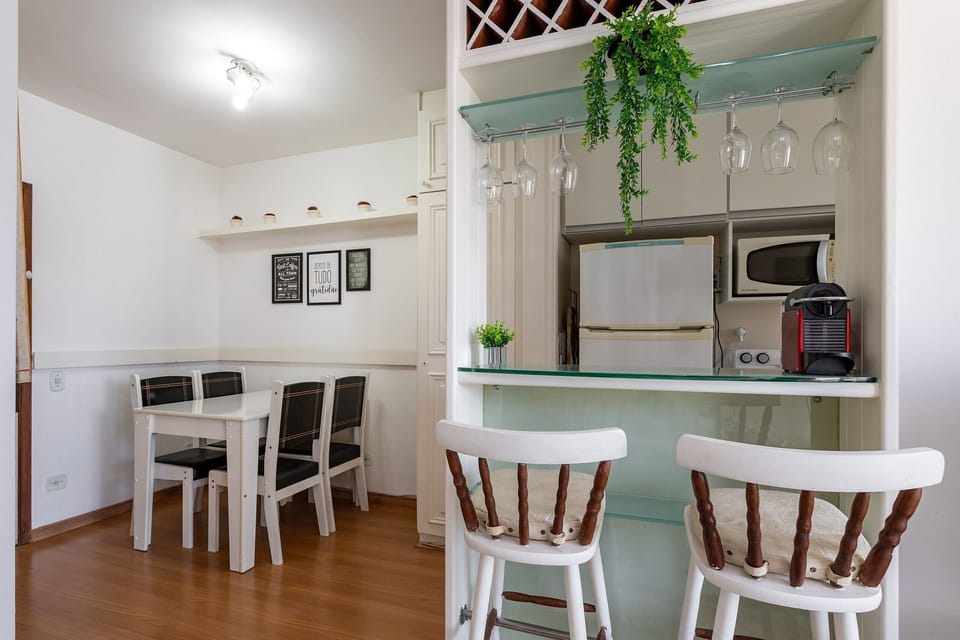 Apartment | Dining