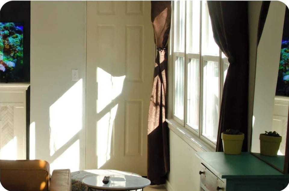* Early morning sunshine create the perfect setting for a laid back coffee/tea session