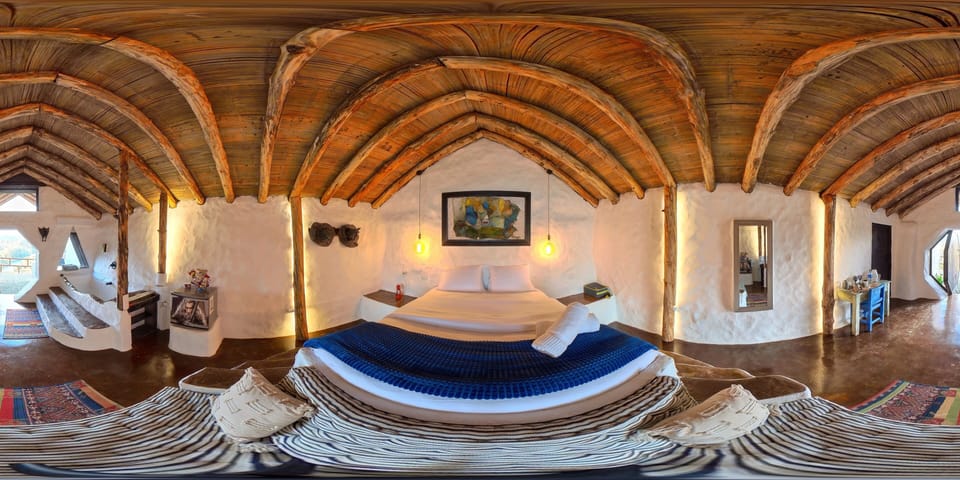 Deluxe Loft | Premium bedding, down comforters, pillowtop beds, minibar