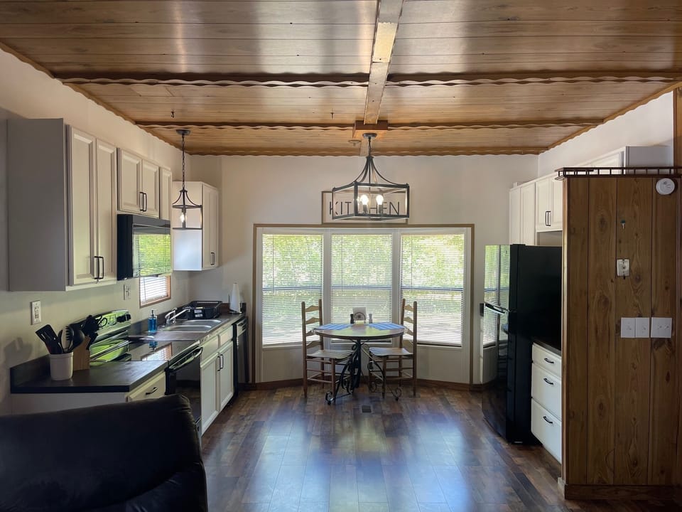 Kitchen, Dining Area