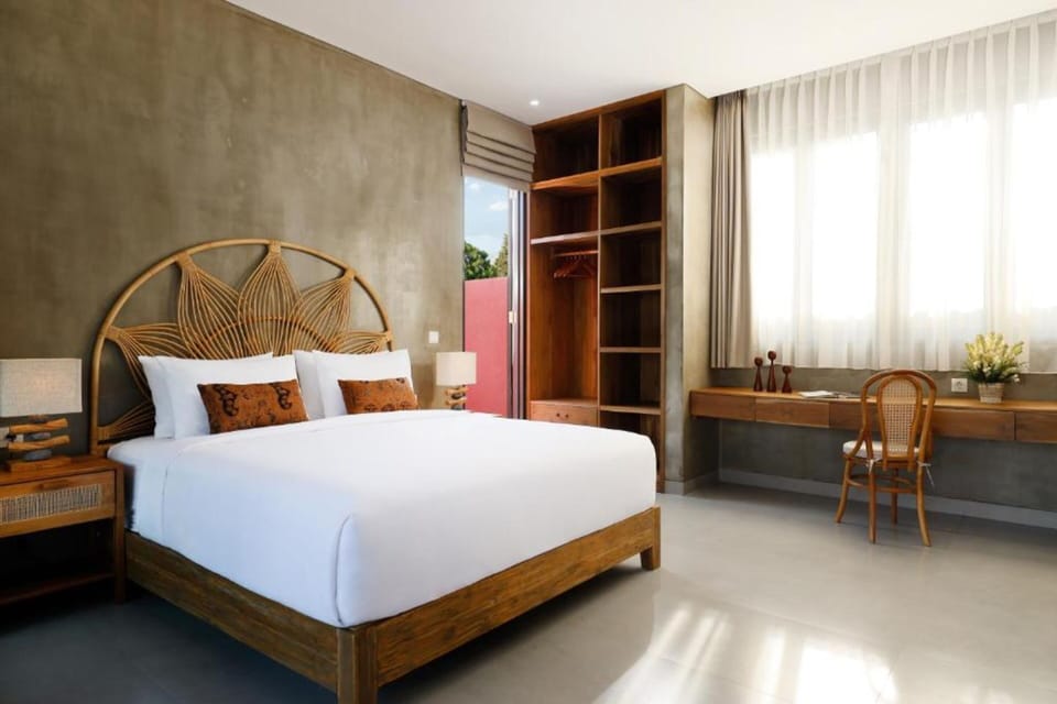 Villa Eliza - Three Bedroom Villa Private Pool | 3 bedrooms, pillowtop beds, free minibar items, in-room safe