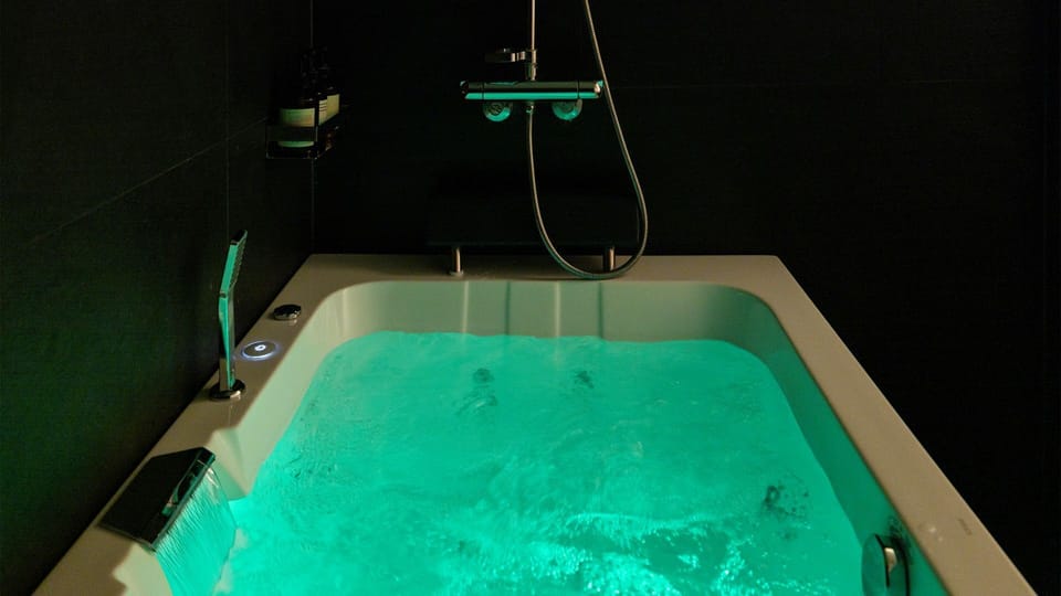 Z SPA-MOVIE | Private spa tub