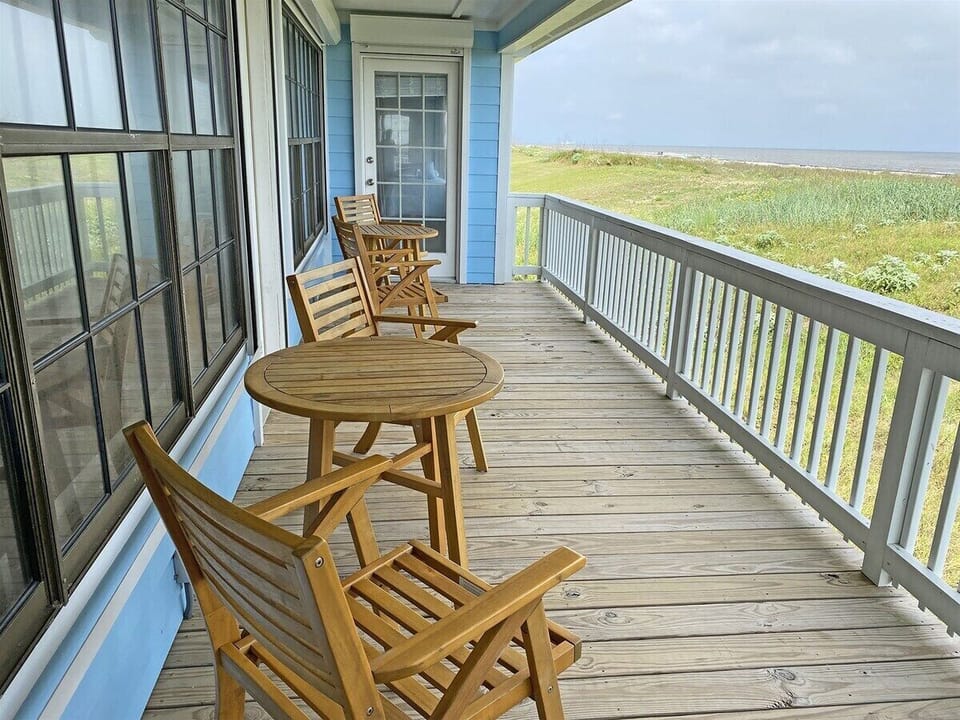 Porch off of Kitchen