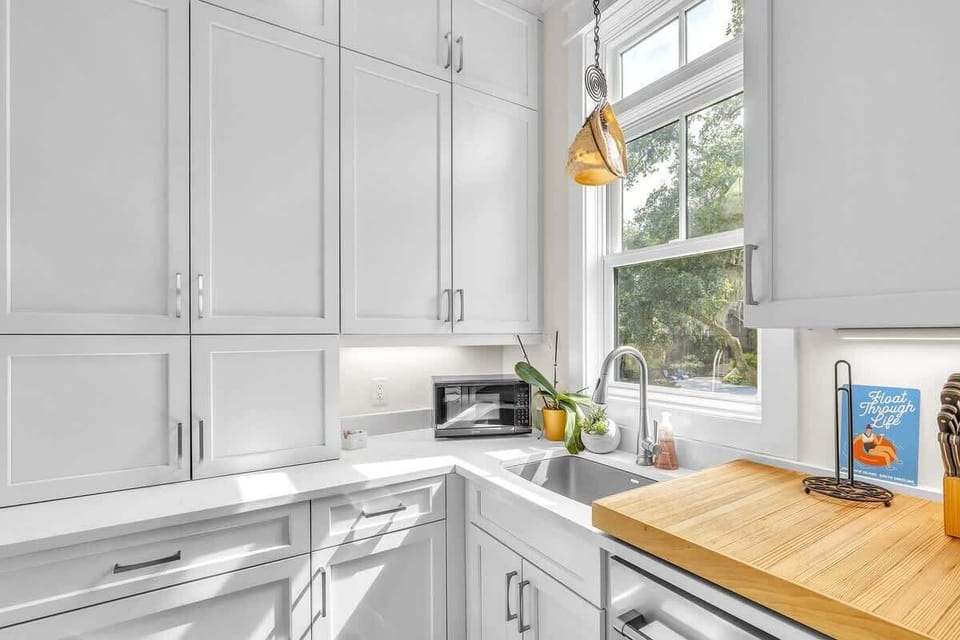 Butler Pantry