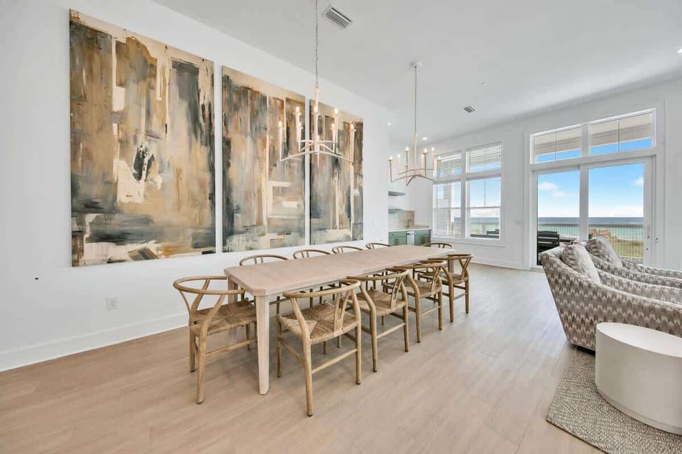 Dining area with plenty of seating
