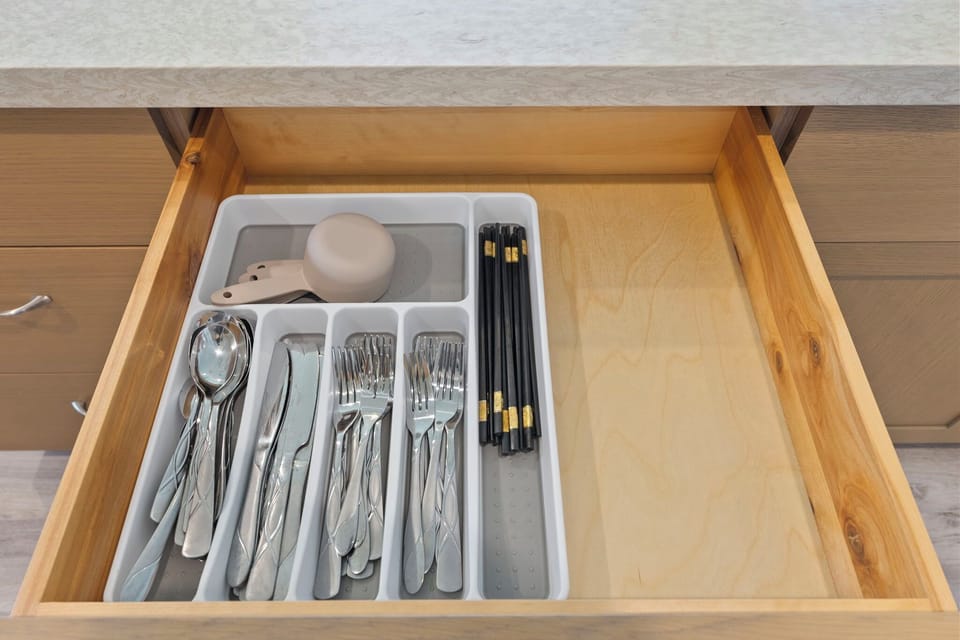 Handy kitchen tools and utensils for everyday use