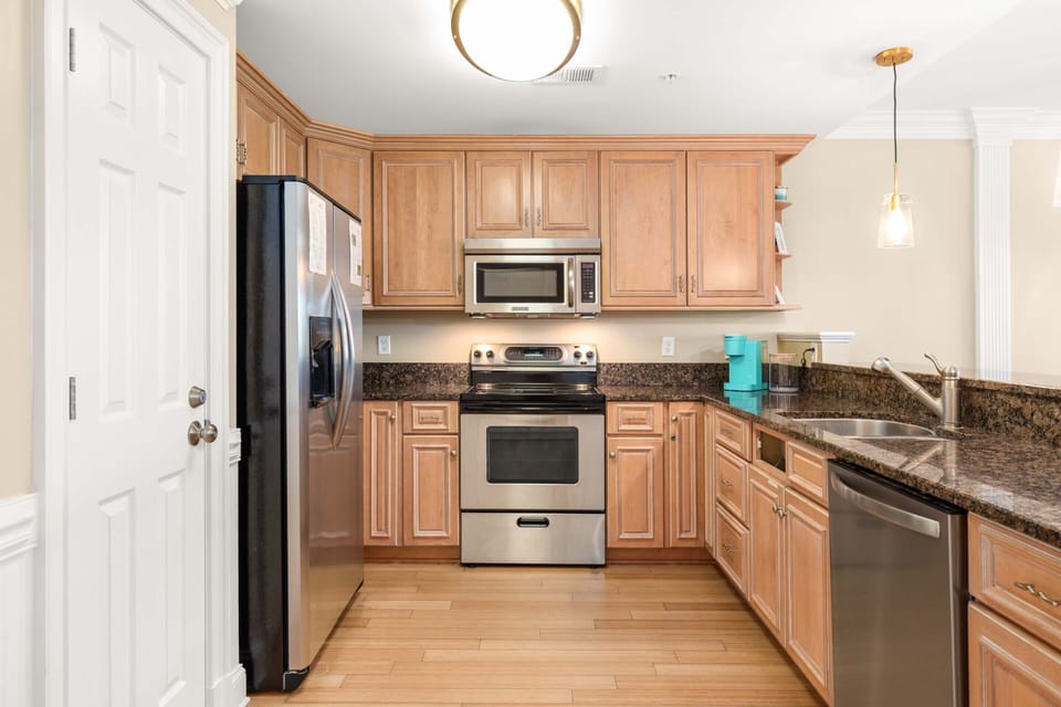 Fully equipped kitchen