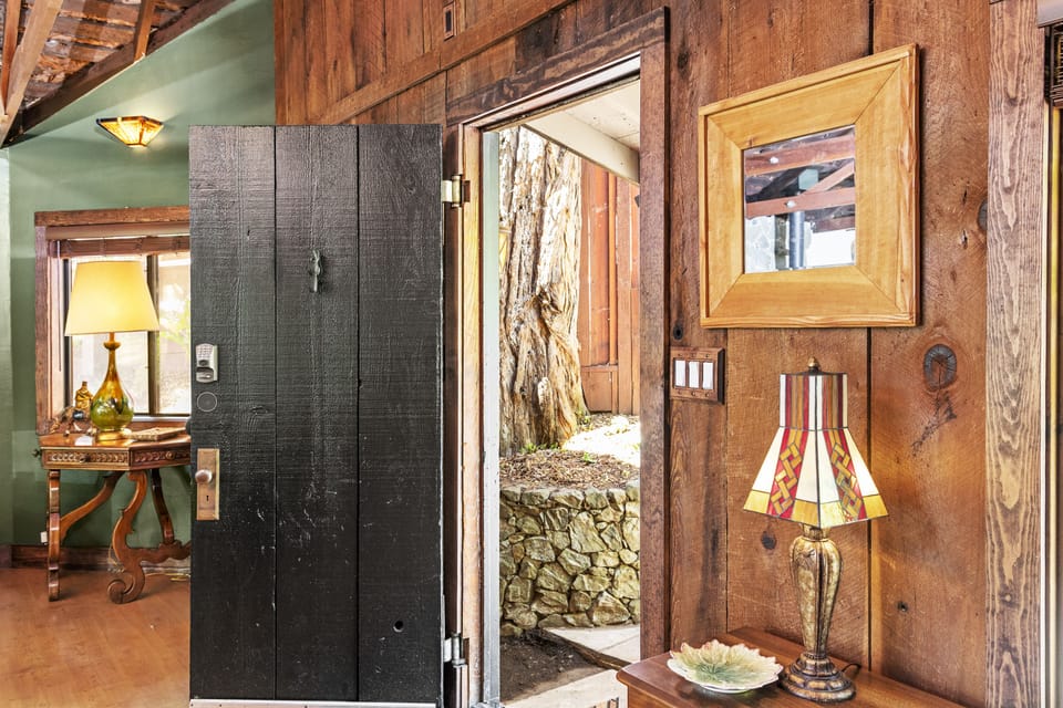 Rustic touches and lodge "feels" at Morningwood.