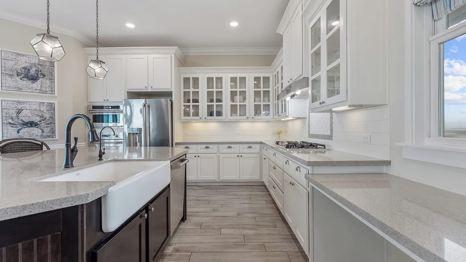 Kitchen: Beautiful farm-house sink for cooking & hosting convenience.