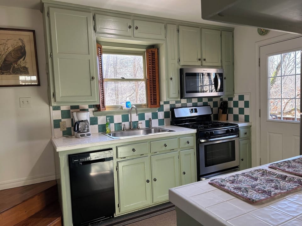 cottage kitchen