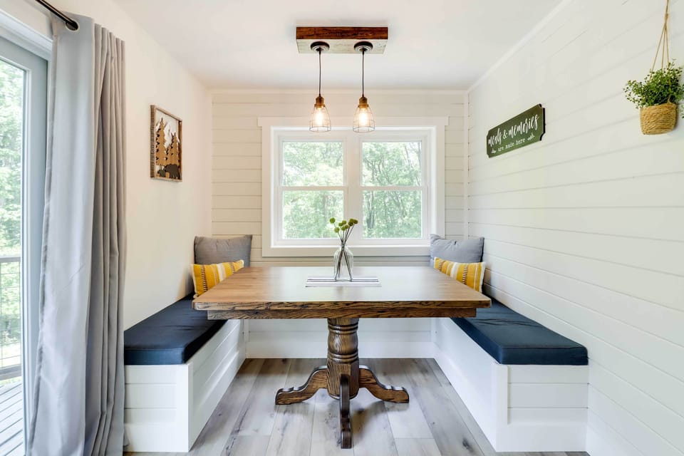 Breakfast Nook