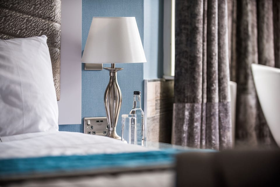 Premium bedding, in-room safe, desk, laptop workspace