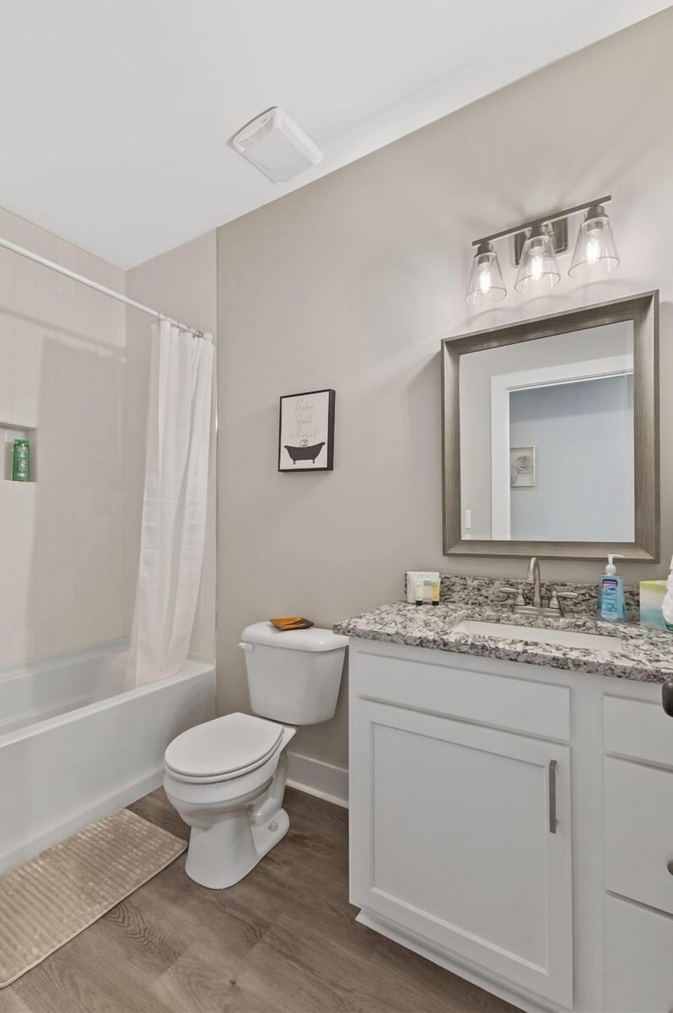 Main floor Bathroom with Tub