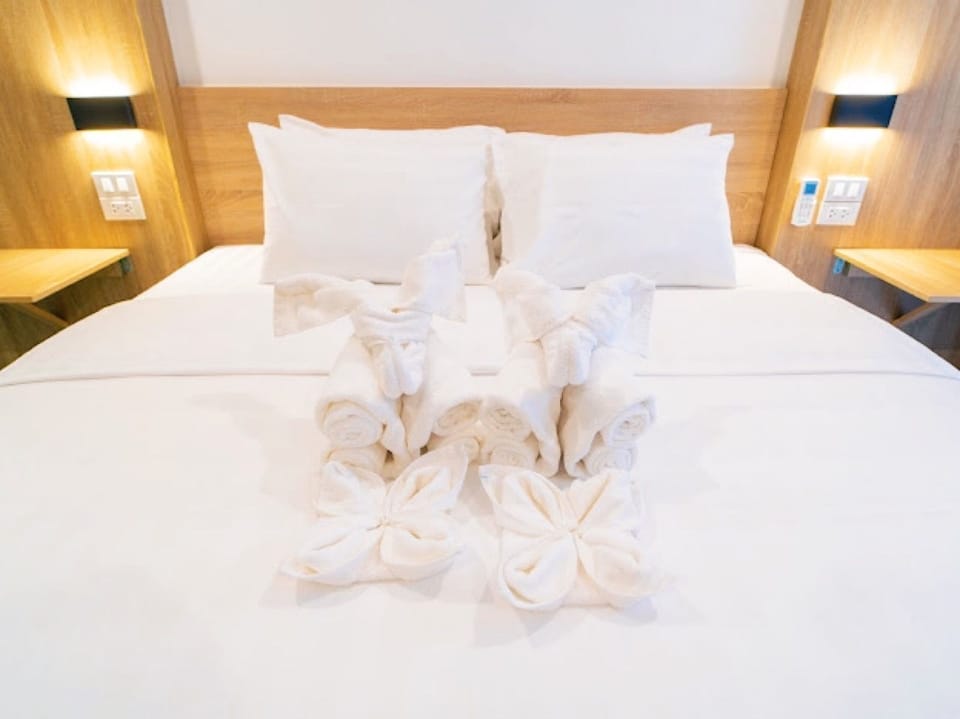 Standard Double Room | Egyptian cotton sheets, premium bedding, minibar, in-room safe