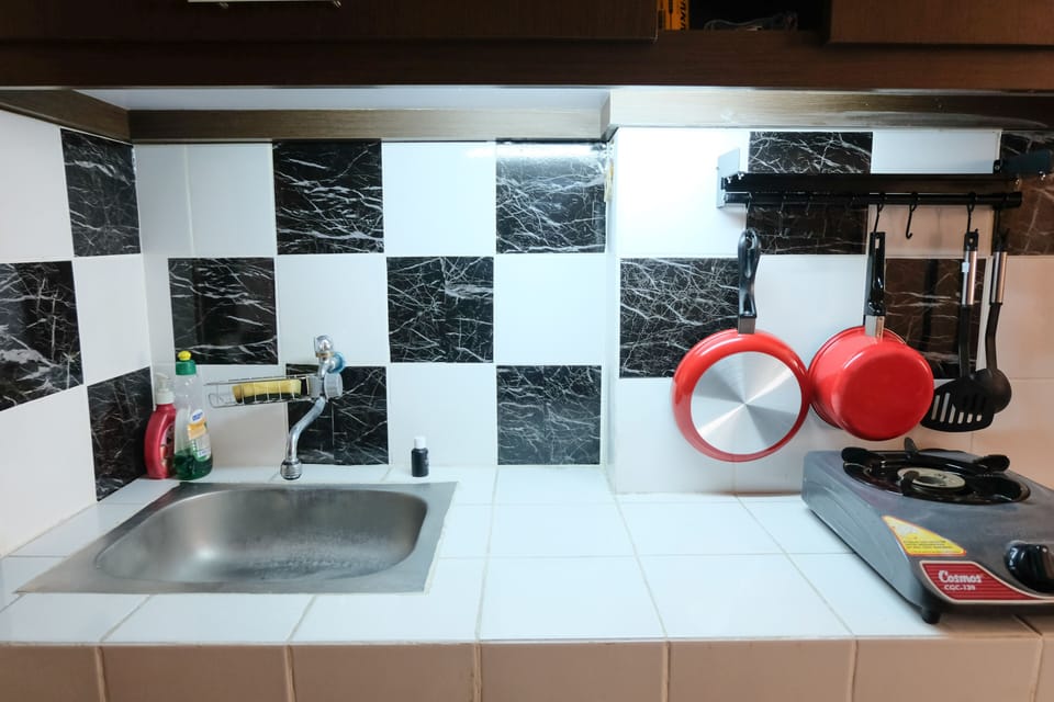 Apartment | Private kitchen | Full-size fridge, stovetop, rice cooker
