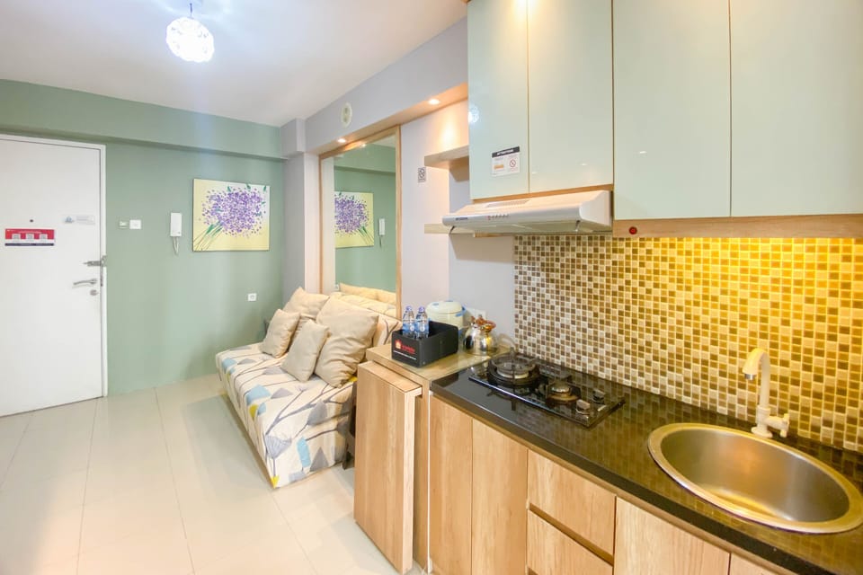 Apartment | Private kitchen | Full-size fridge, rice cooker, cookware/dishes/utensils