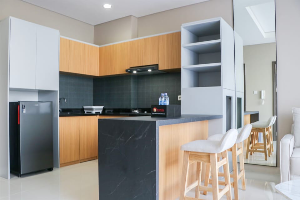 Apartment | Private kitchen | Full-size fridge, stovetop, rice cooker