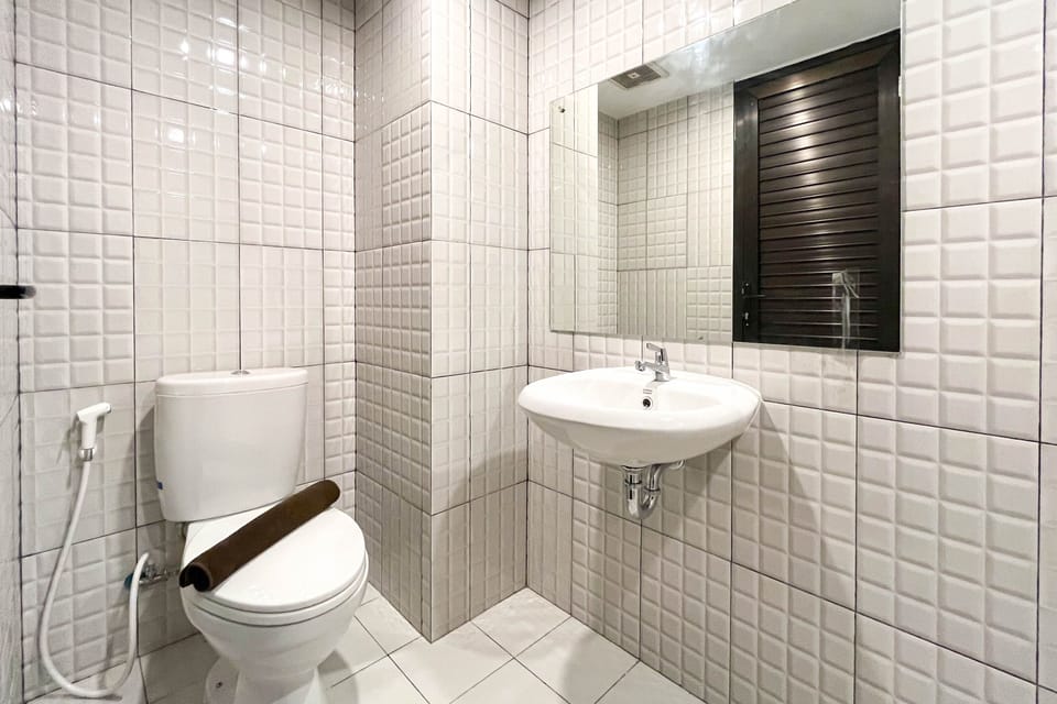 Apartment | Bathroom | Shower, towels