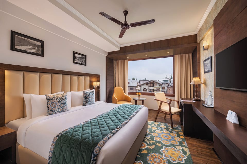 Deluxe Room | City view