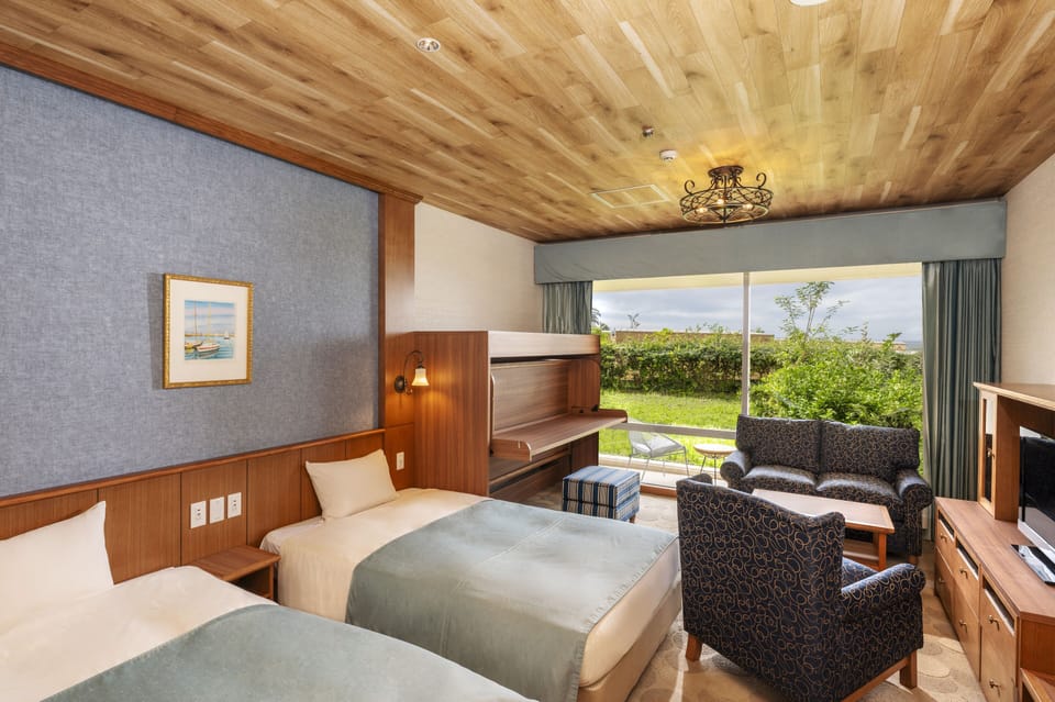 Twin Room, Non Smoking | Down comforters, in-room safe, free WiFi