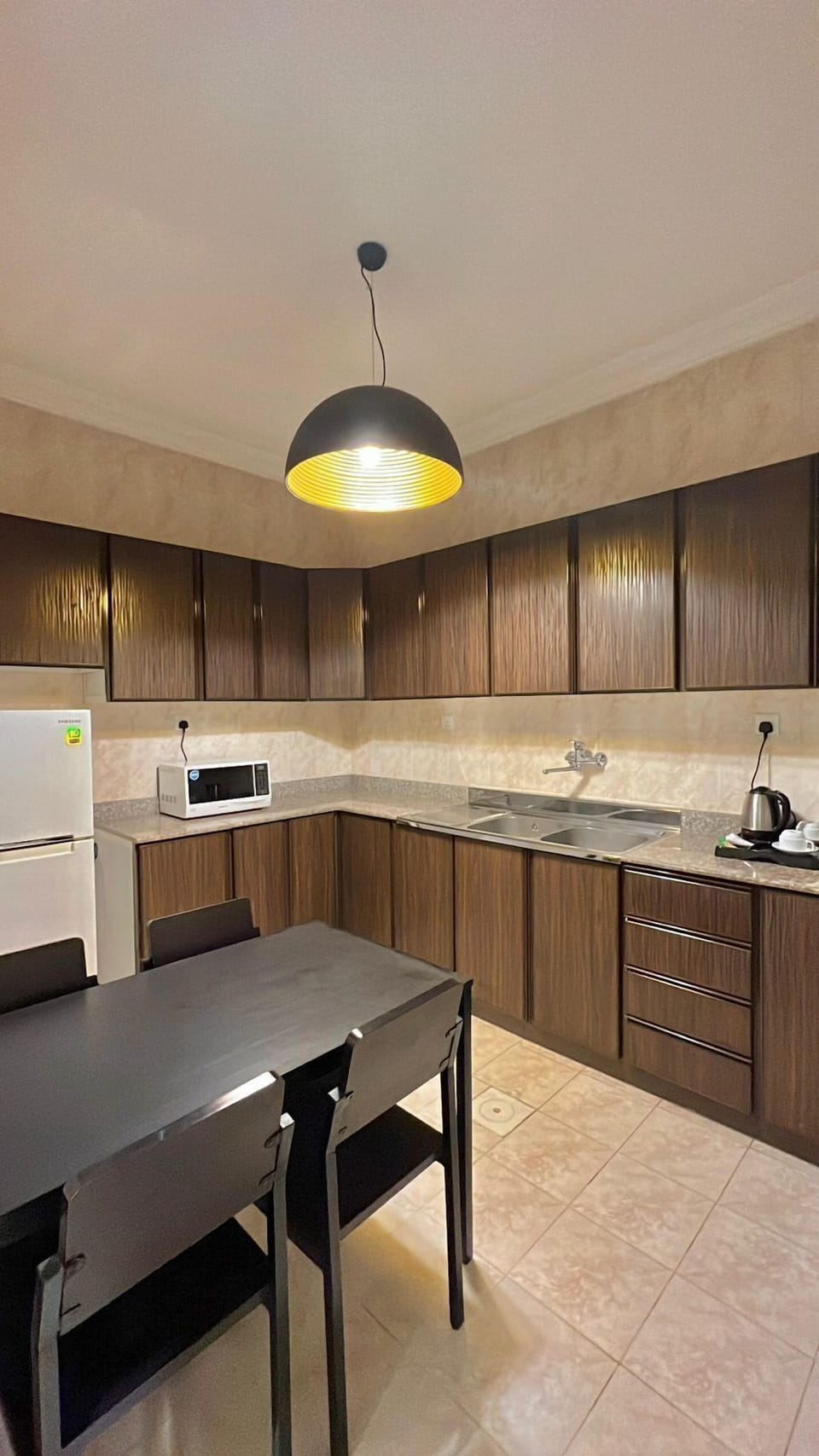 Family Apartment, 2 Bedrooms | Private kitchen | Fridge