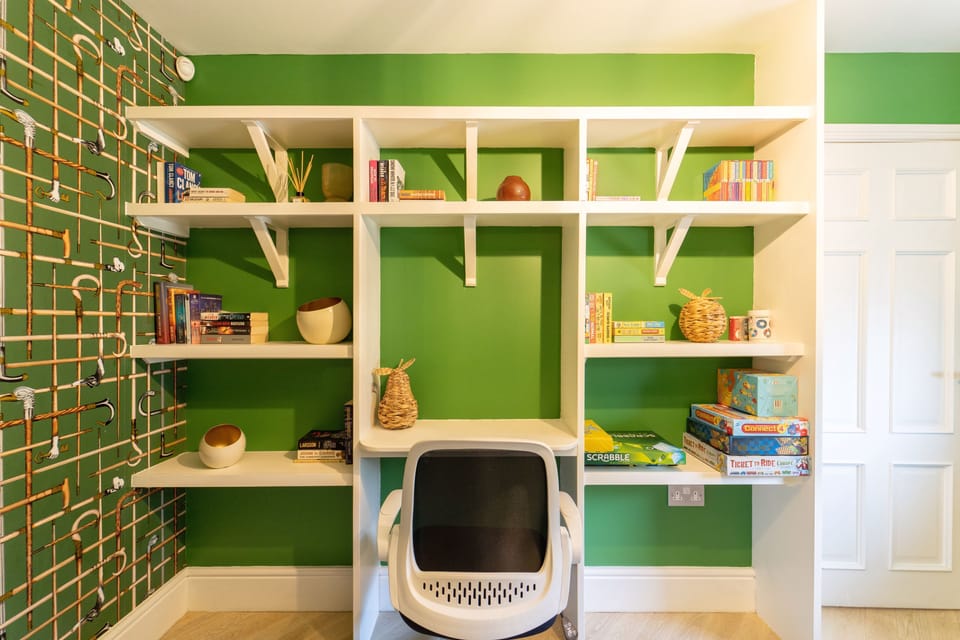 Ground floor: Study