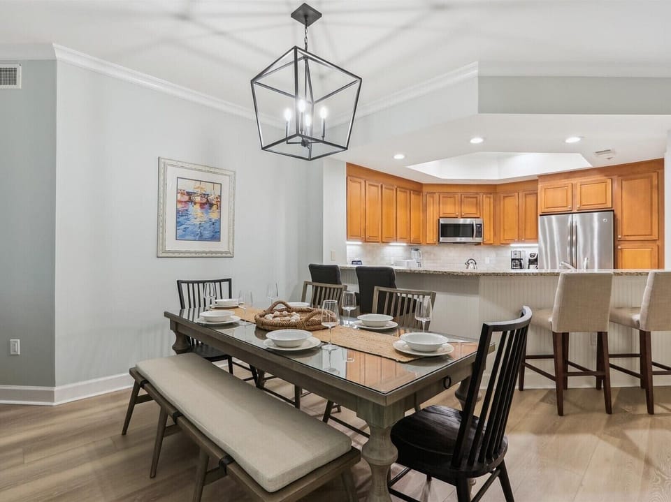 Dining Table with Seating for Six at 8131 Wendover Dunes