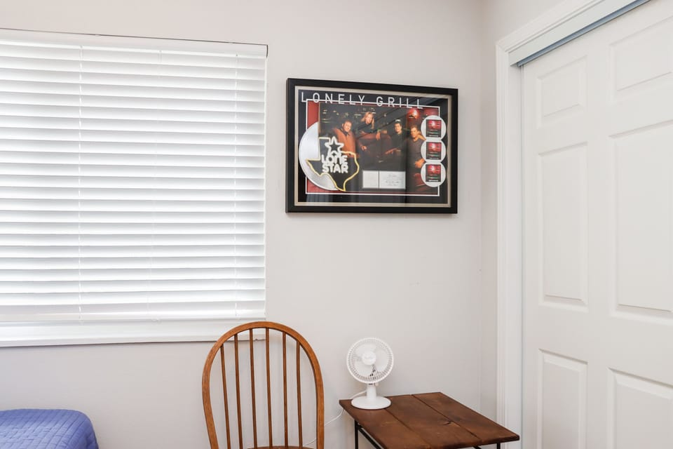Bedroom 1 - Owner's Country Music Award