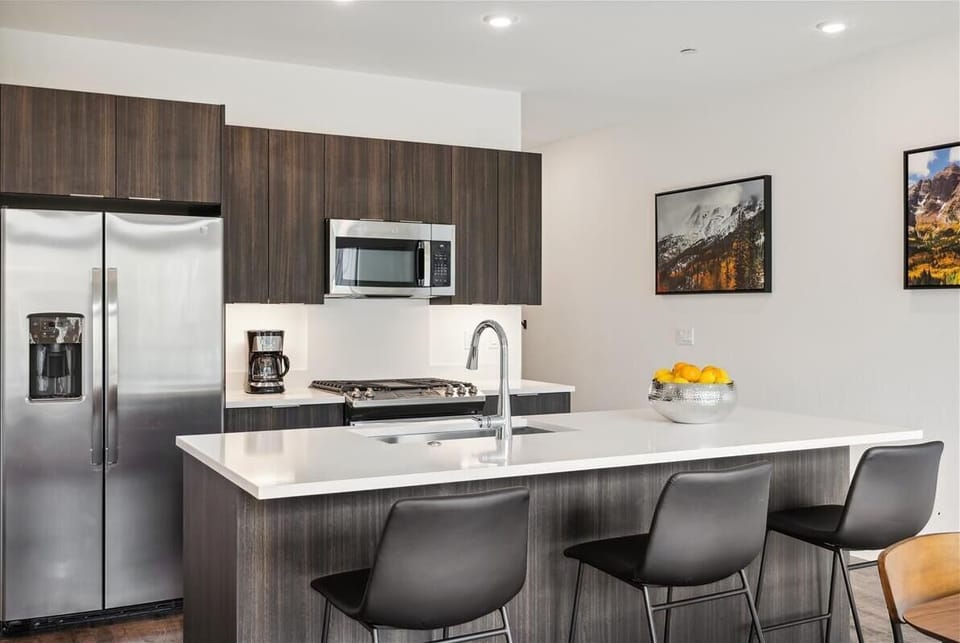 Kitchen - River West 924 - Silverthorne Vacation Rental