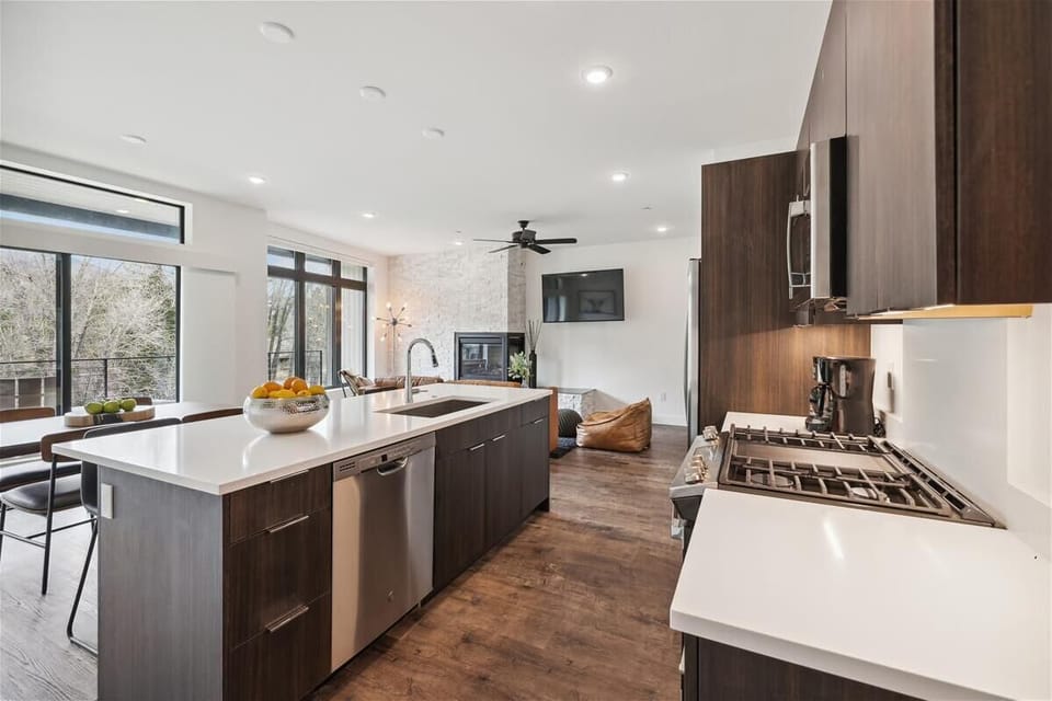 Kitchen - River West 924 - Silverthorne Vacation Rental
